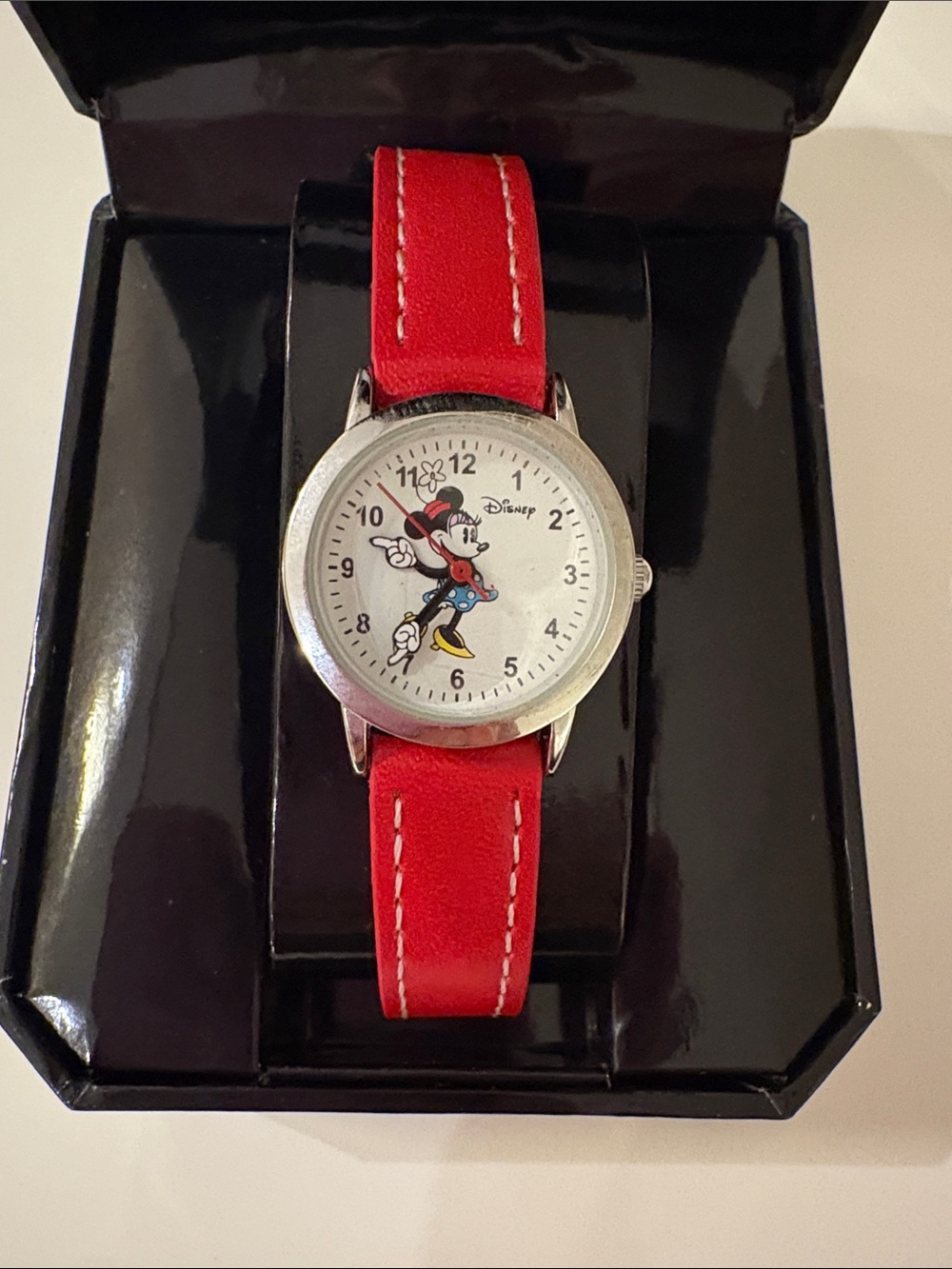 Disney Minnie Mouse Watch, Red Strap